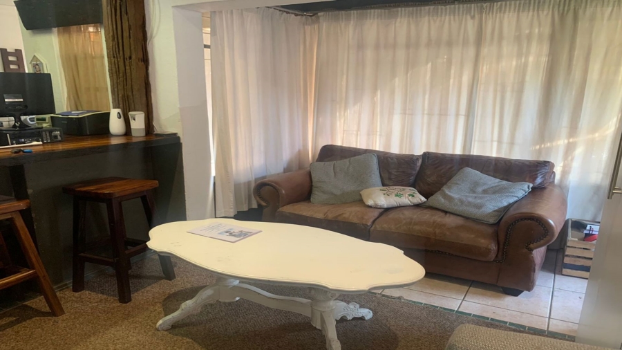 To Let 3 Bedroom Property for Rent in Pellissier Free State